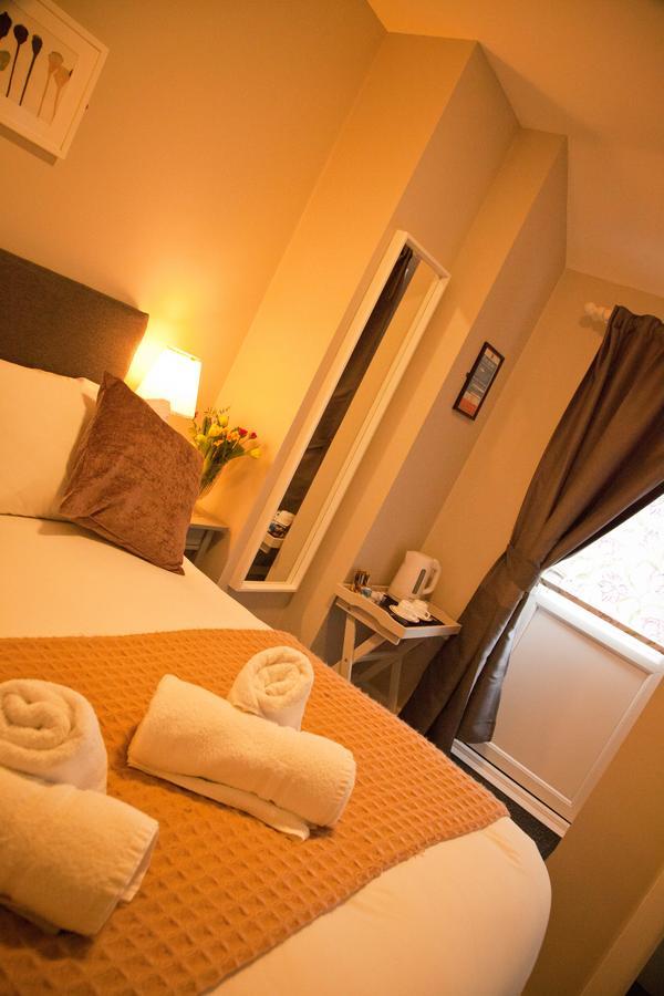 Rowton Poplars Hotel تشيستر المظهر الخارجي الصورة